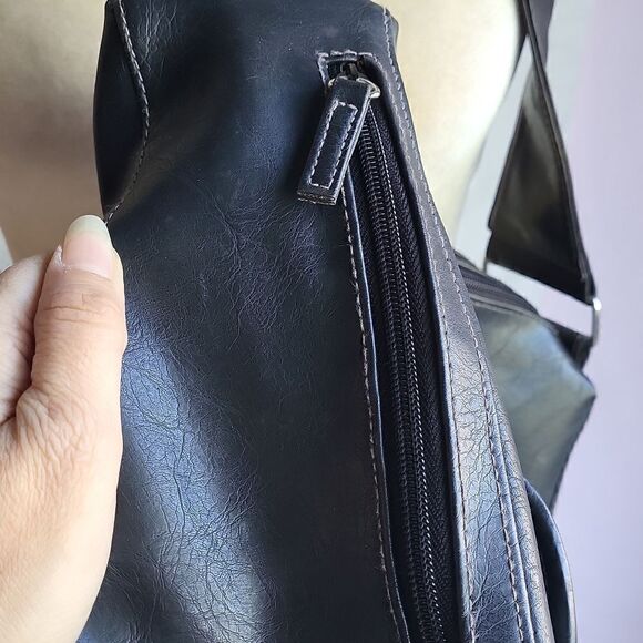 Black Faux Leather Messenger Shoulder Bag, Medium - Picture 5 of 9